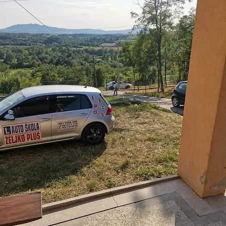 Sumadijska Panorama Dom wakacyjny Topola