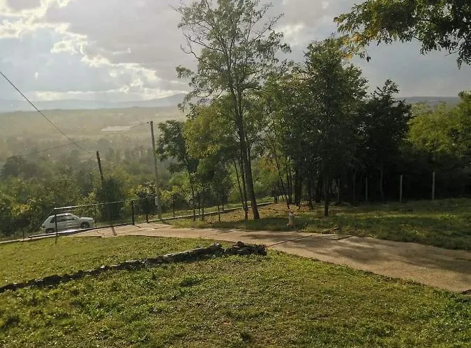 別荘 Sumadijska Panorama